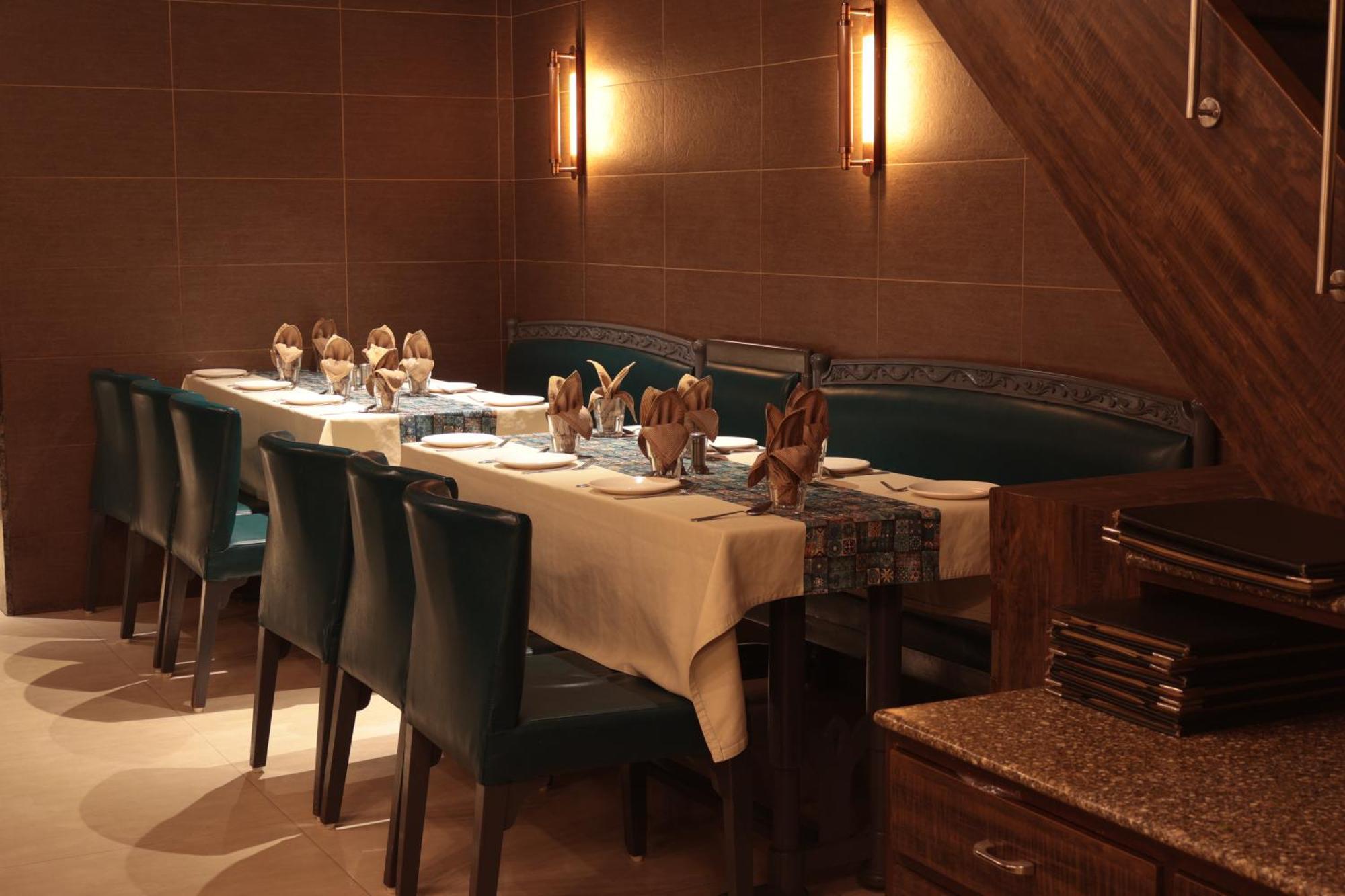 Hotel Kabir Ahmedabad Buitenkant foto