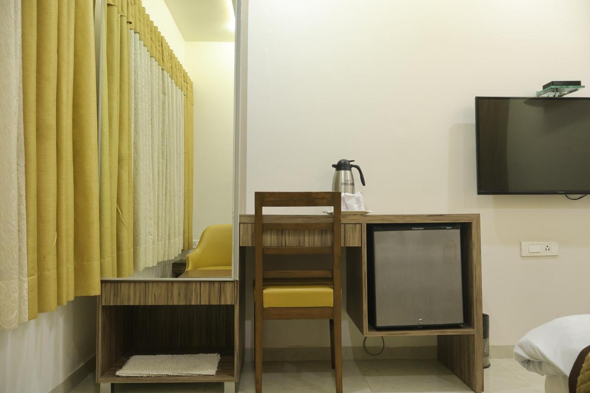 Hotel Kabir Ahmedabad Buitenkant foto