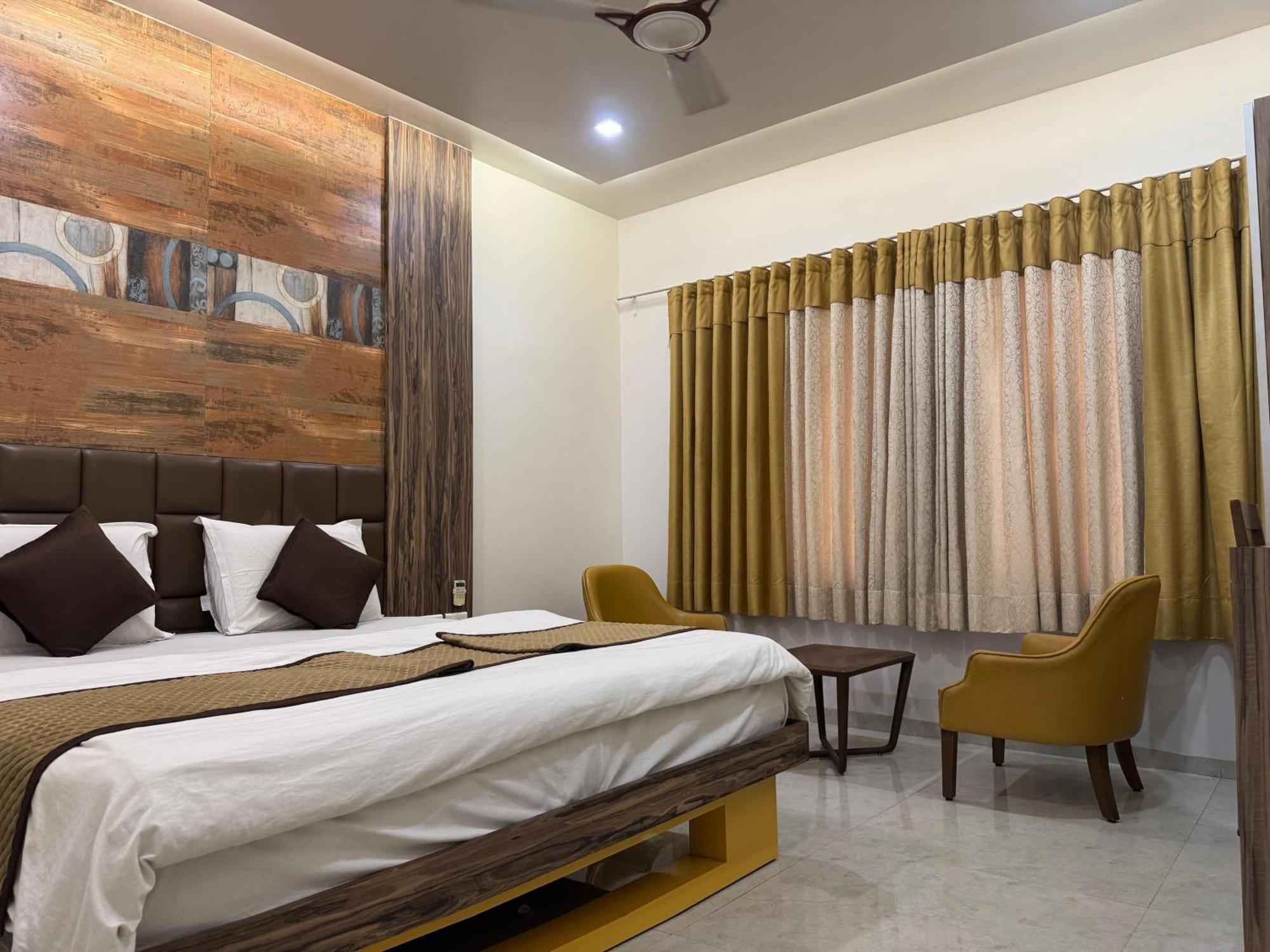 Hotel Kabir Ahmedabad Buitenkant foto